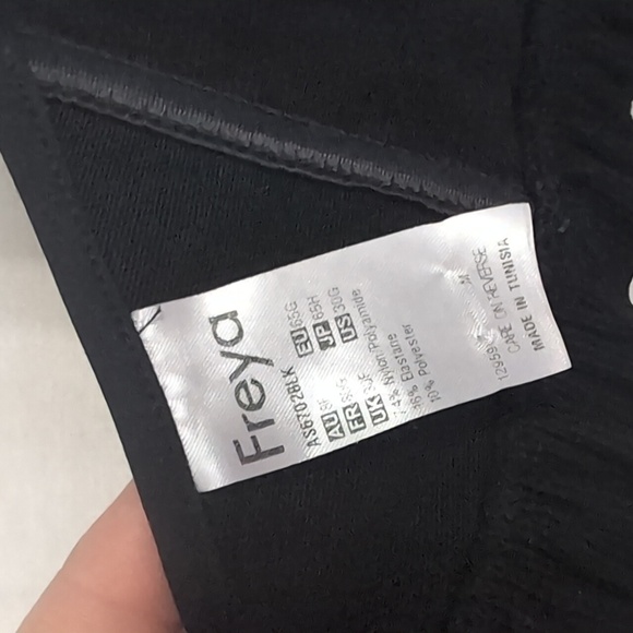 Freya Black Ribbed High Neck Swim Top Ruffle Bottom Size 30G - Picture 5 of 7